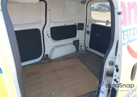 2014 Nissan Nv200 S z USA, uszkodzony, nr VIN 3N6CM0KN0EK695622